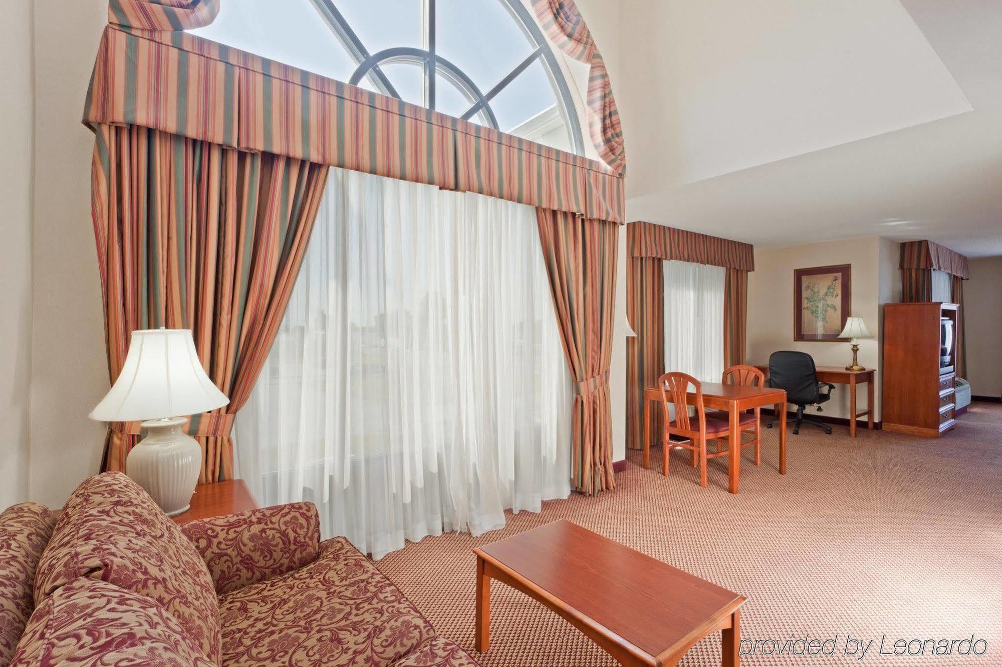 Holiday Inn Express Hotel And Suites Harrington - Dover Area By Ihg Room photo